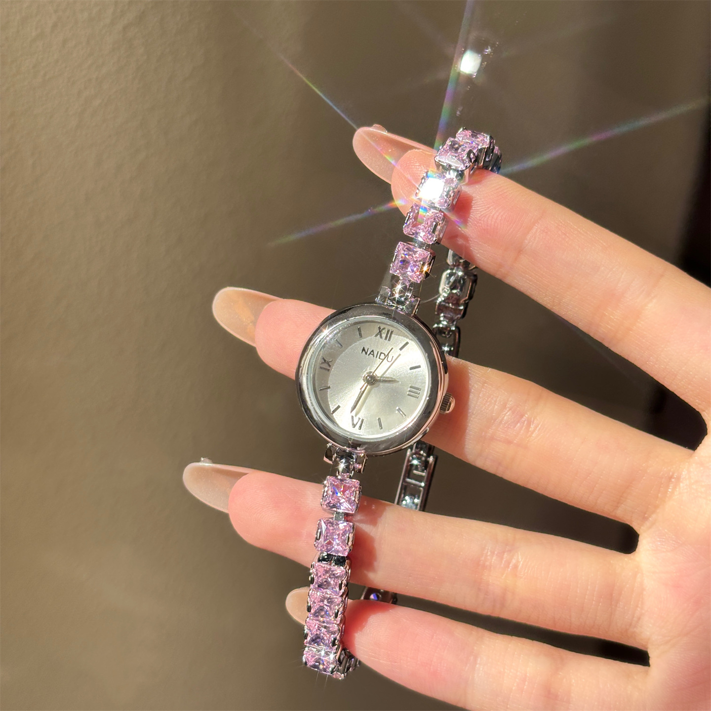 Nuevo reloj de pulsera con inc - Luxury Watch Levels reseña y precio