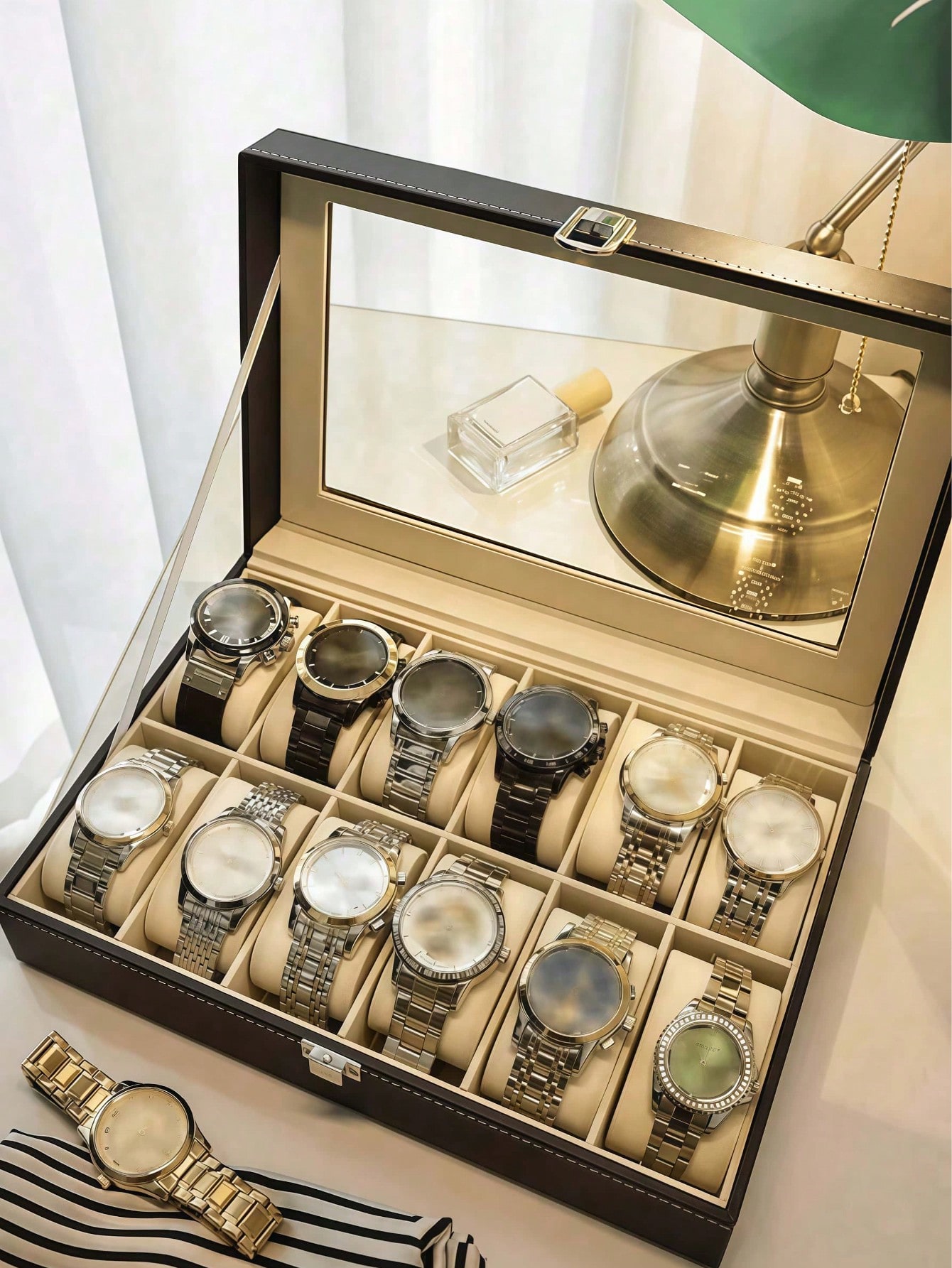 Caja de Relojes de Cuero con C - Luxury Watch Holder reseña y precio